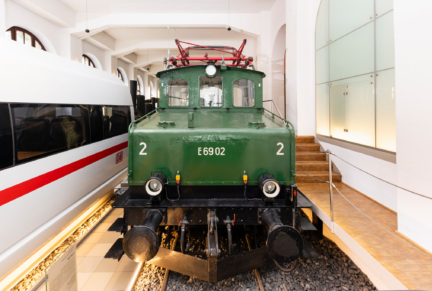  Electric locomotive E 69 02 