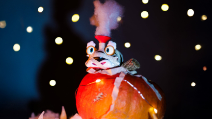 Halloween Opa Adler Mauro Esposito Web Klein